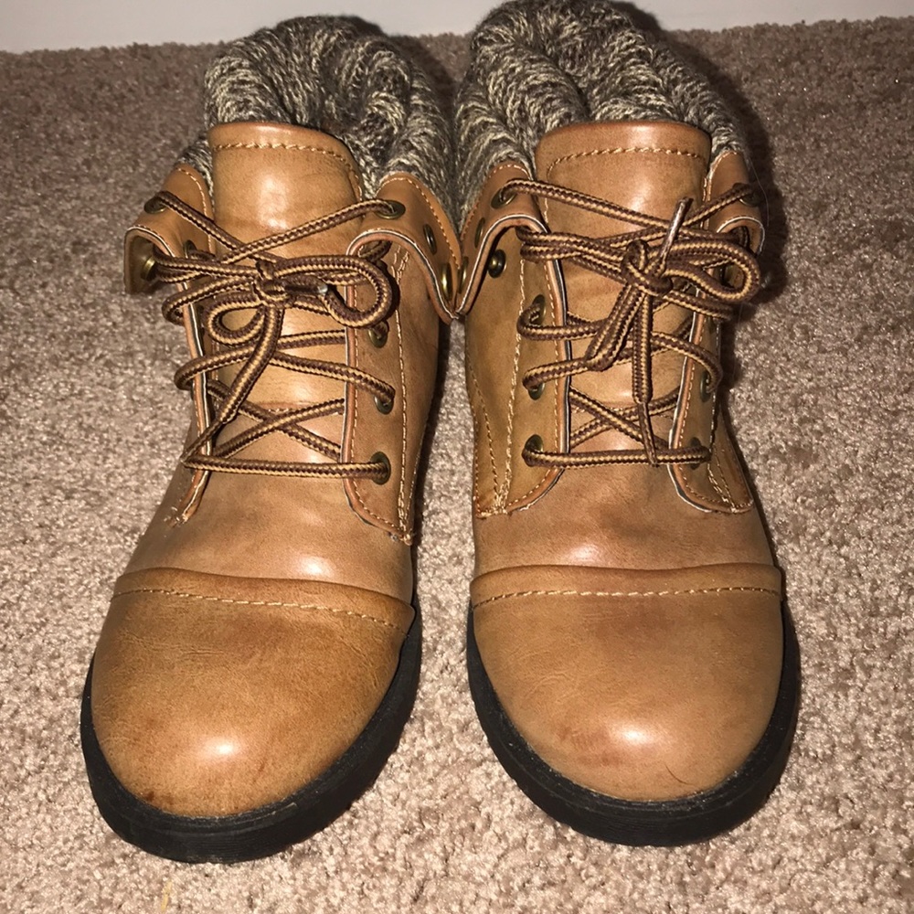 Winter ankle boots